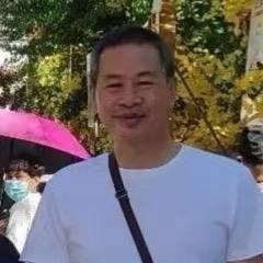 老曹.
