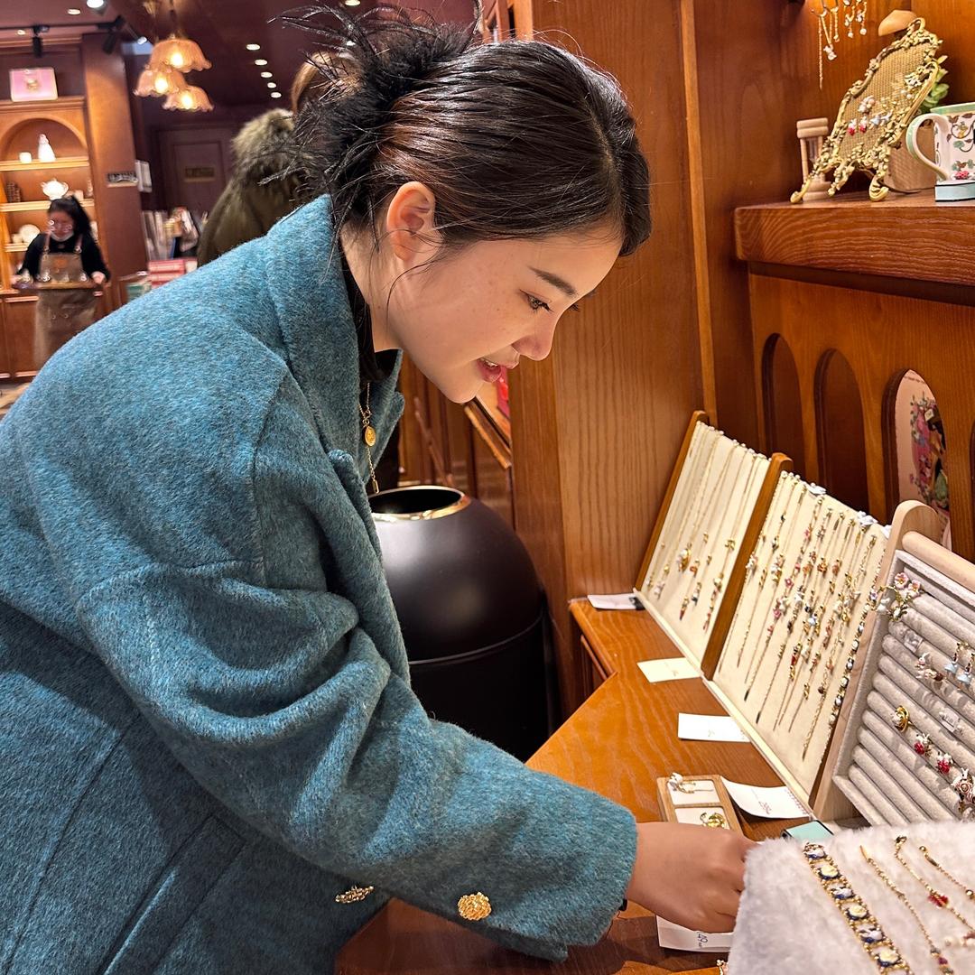 锦屏婉媄