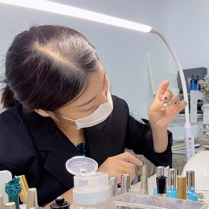 是做美甲的倩倩呀