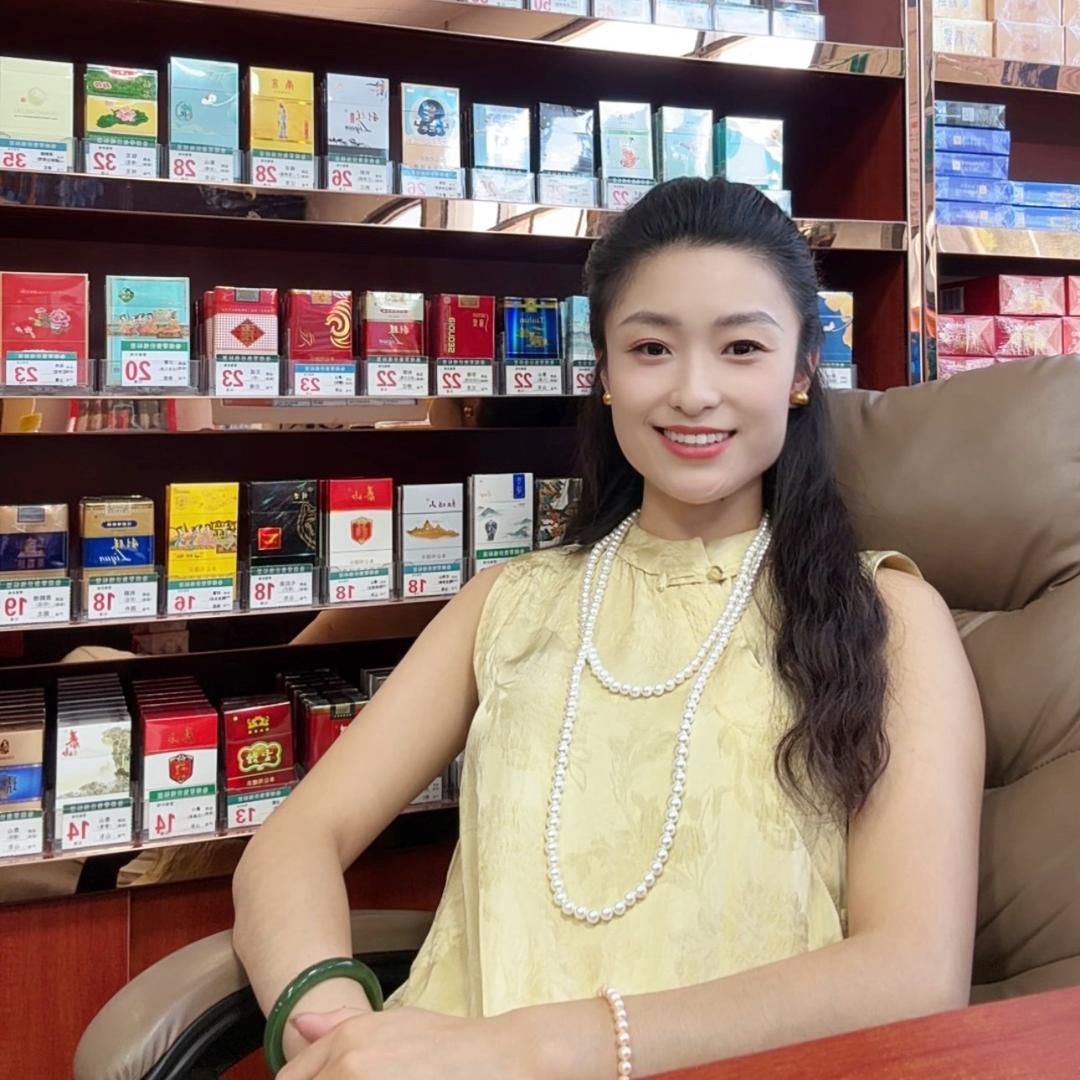 @婷婷 邹平荣飞酒水
