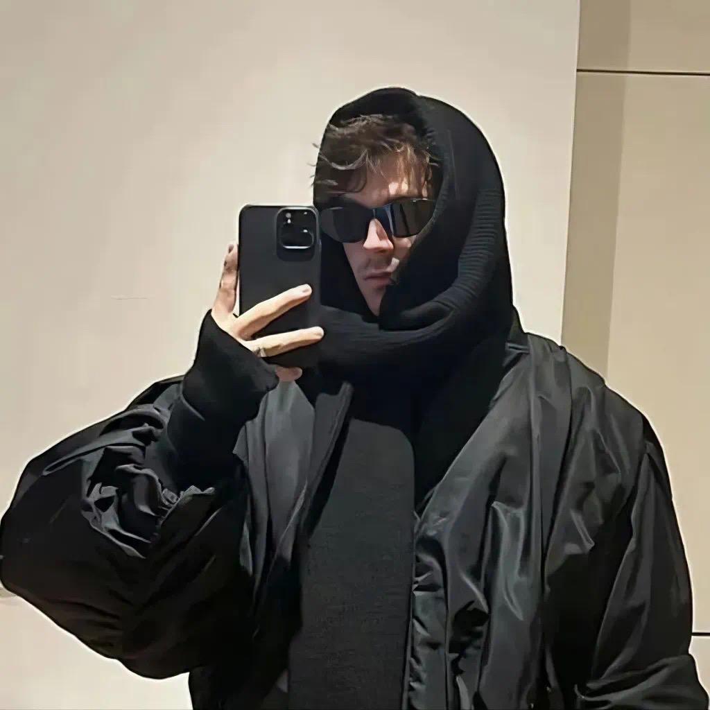 9m