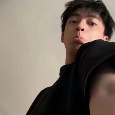 泡鲁达.