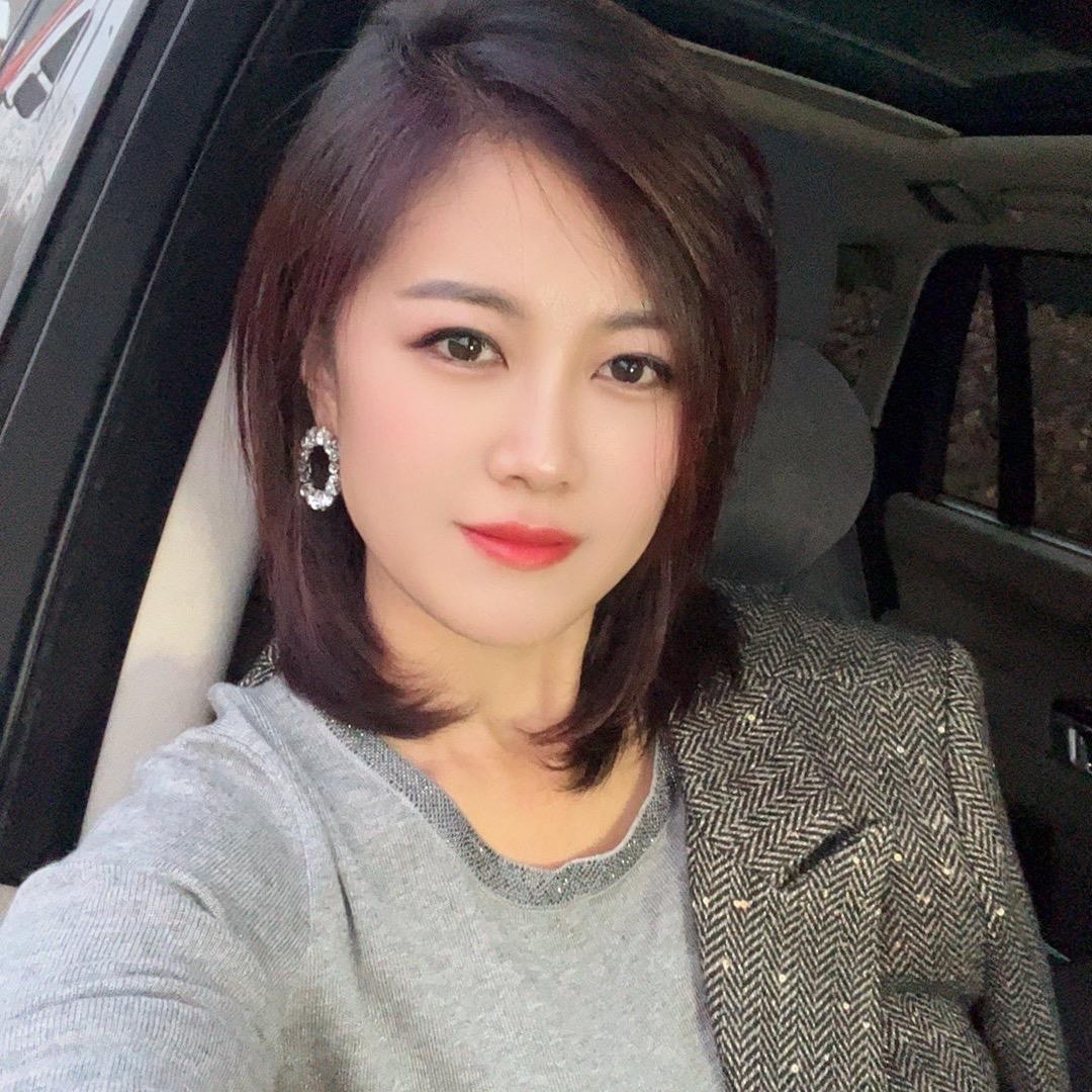 我是莉莉吖