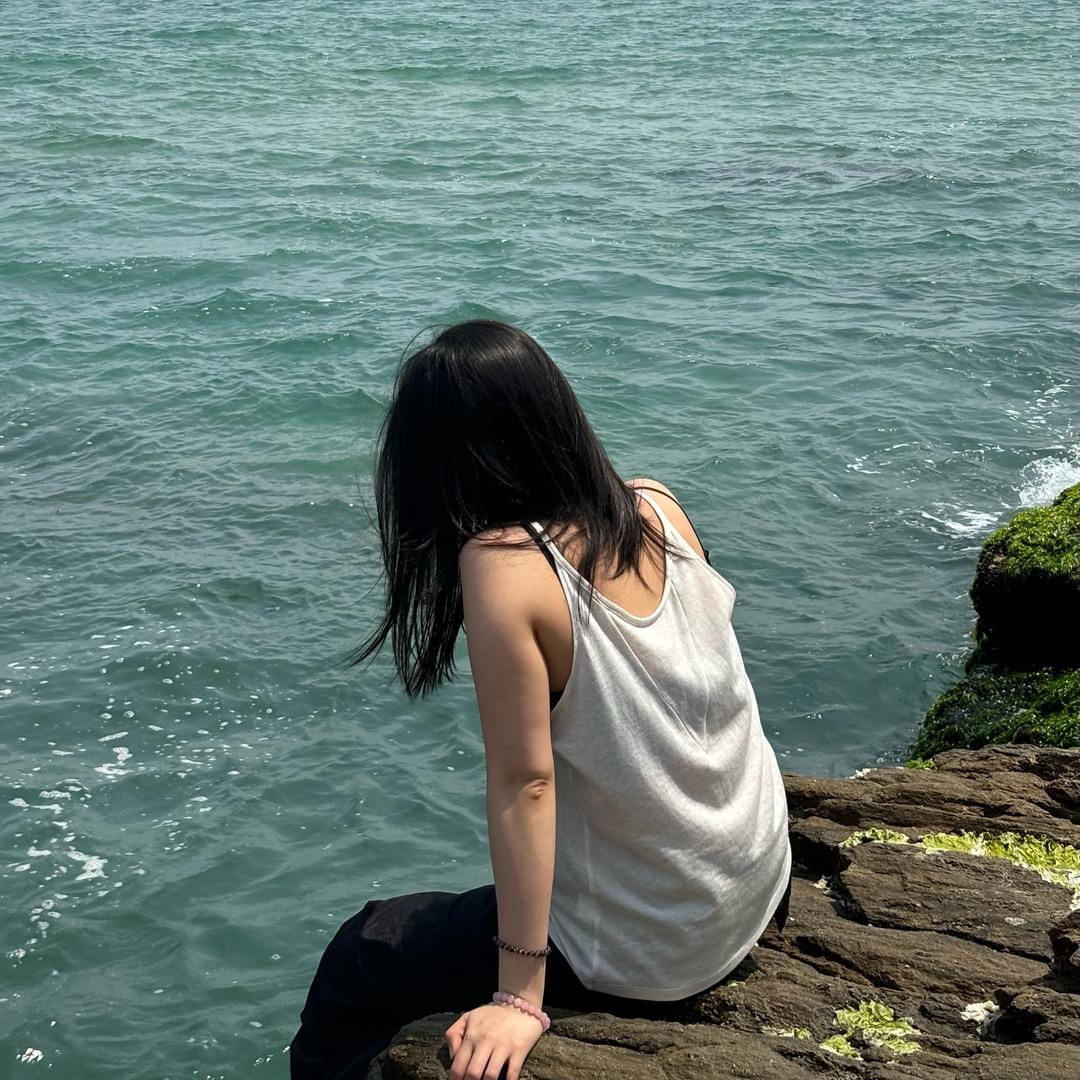 𝙎 𝙪 𝙞 𝙮 ^