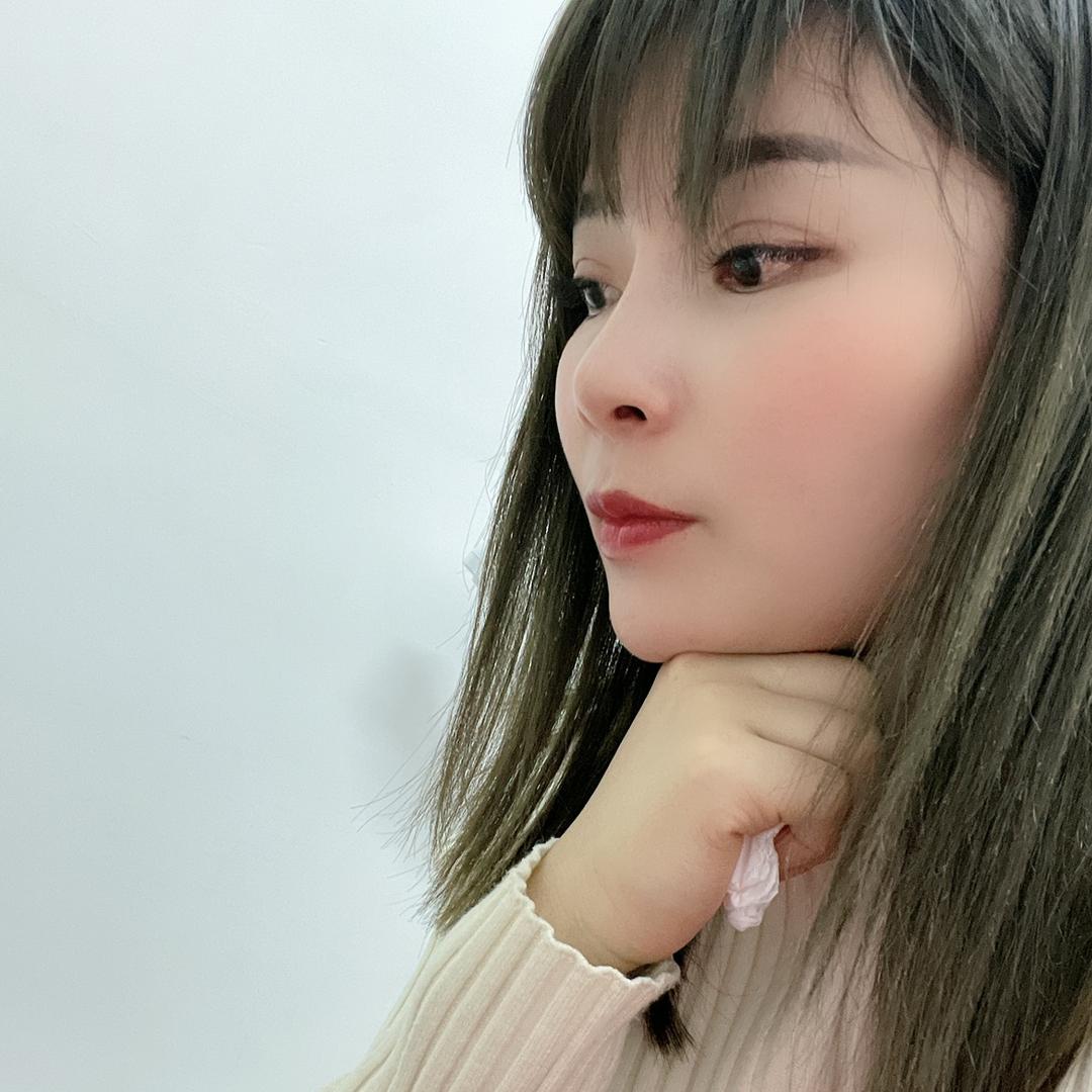 爱跑步的小姐姐