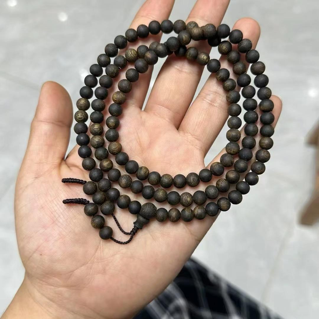 小巷沉香奇楠小铺子