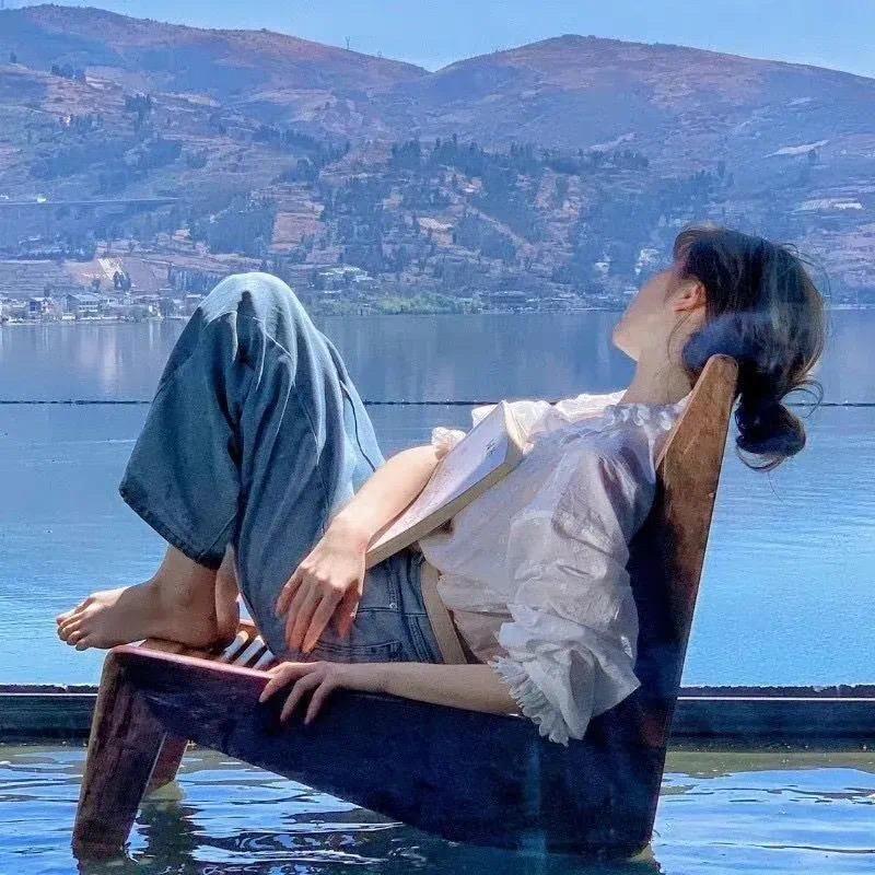 暮色浓妆　却微凉ζ