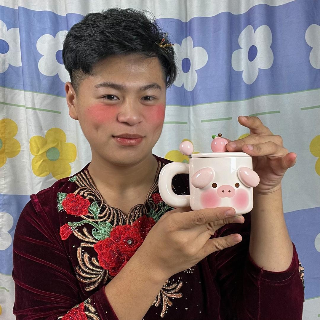 老嫂子小卖部