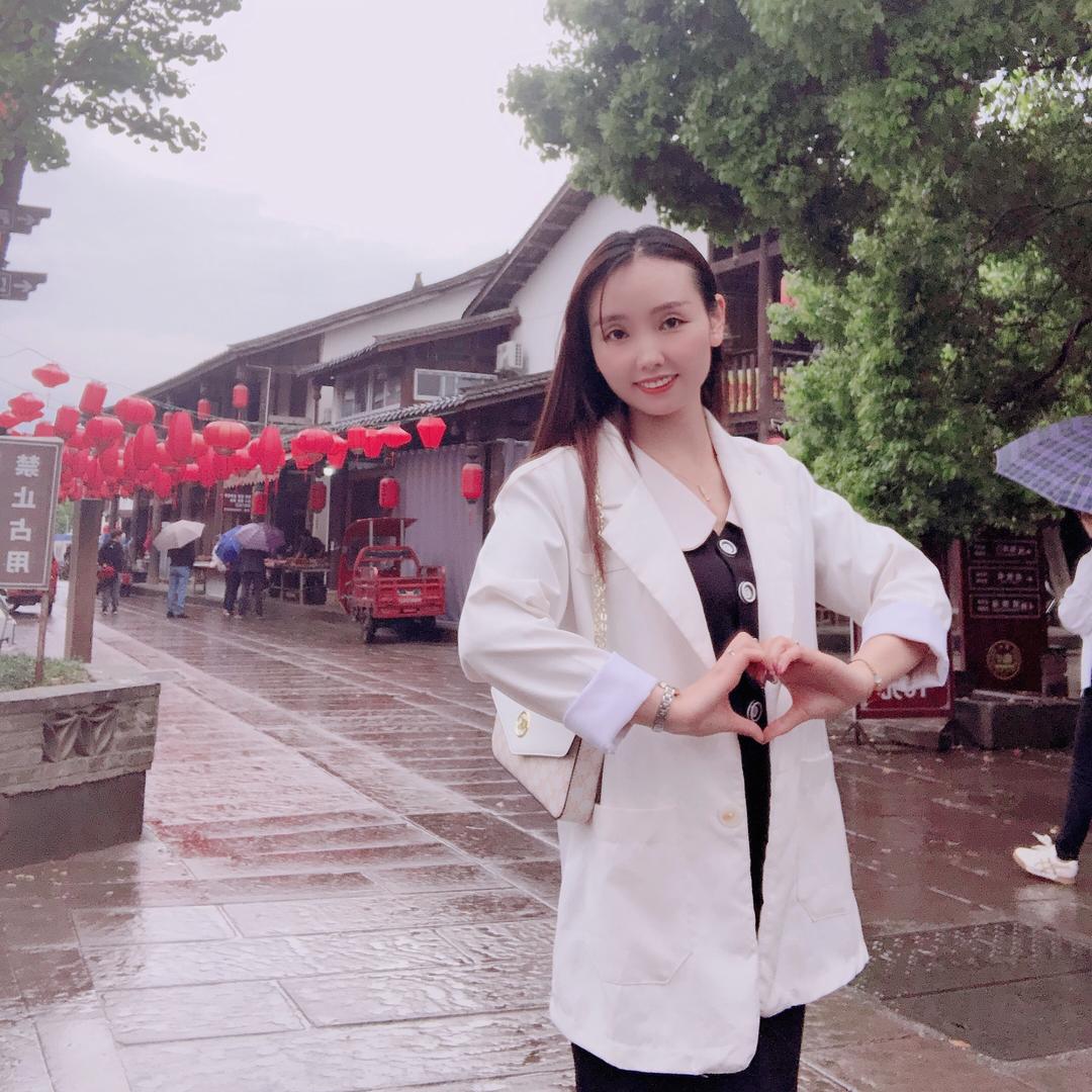 只倾心，不倾城。