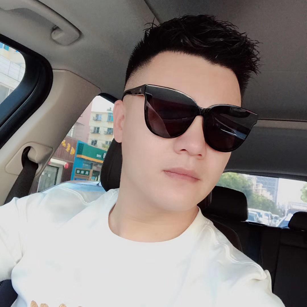 大连柒点造型小程哥