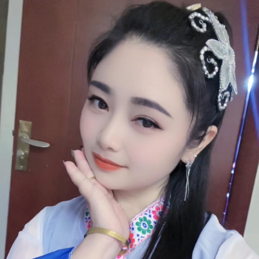 蓉蓉 吖☘️☘️