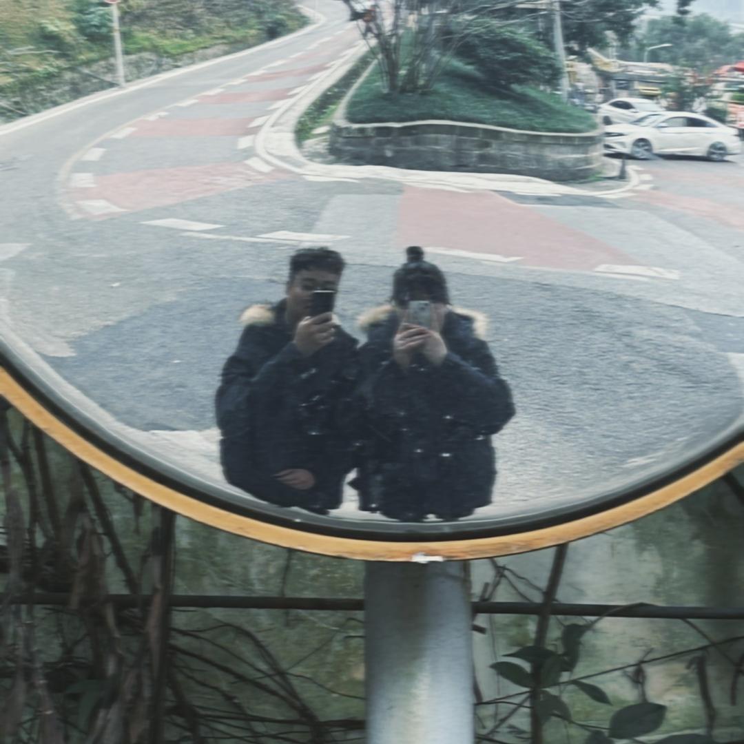 Hikz.