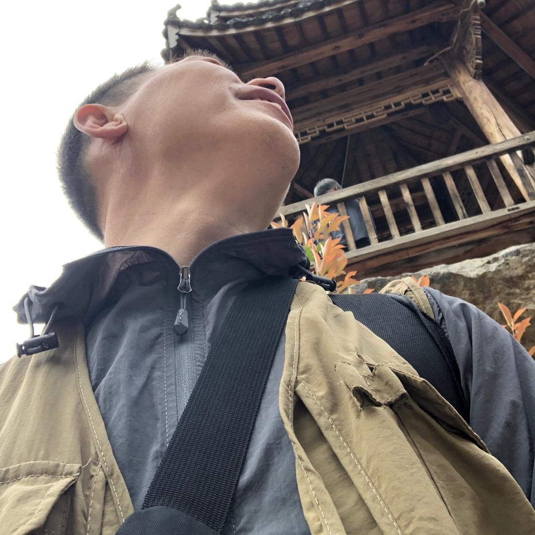 启飛
