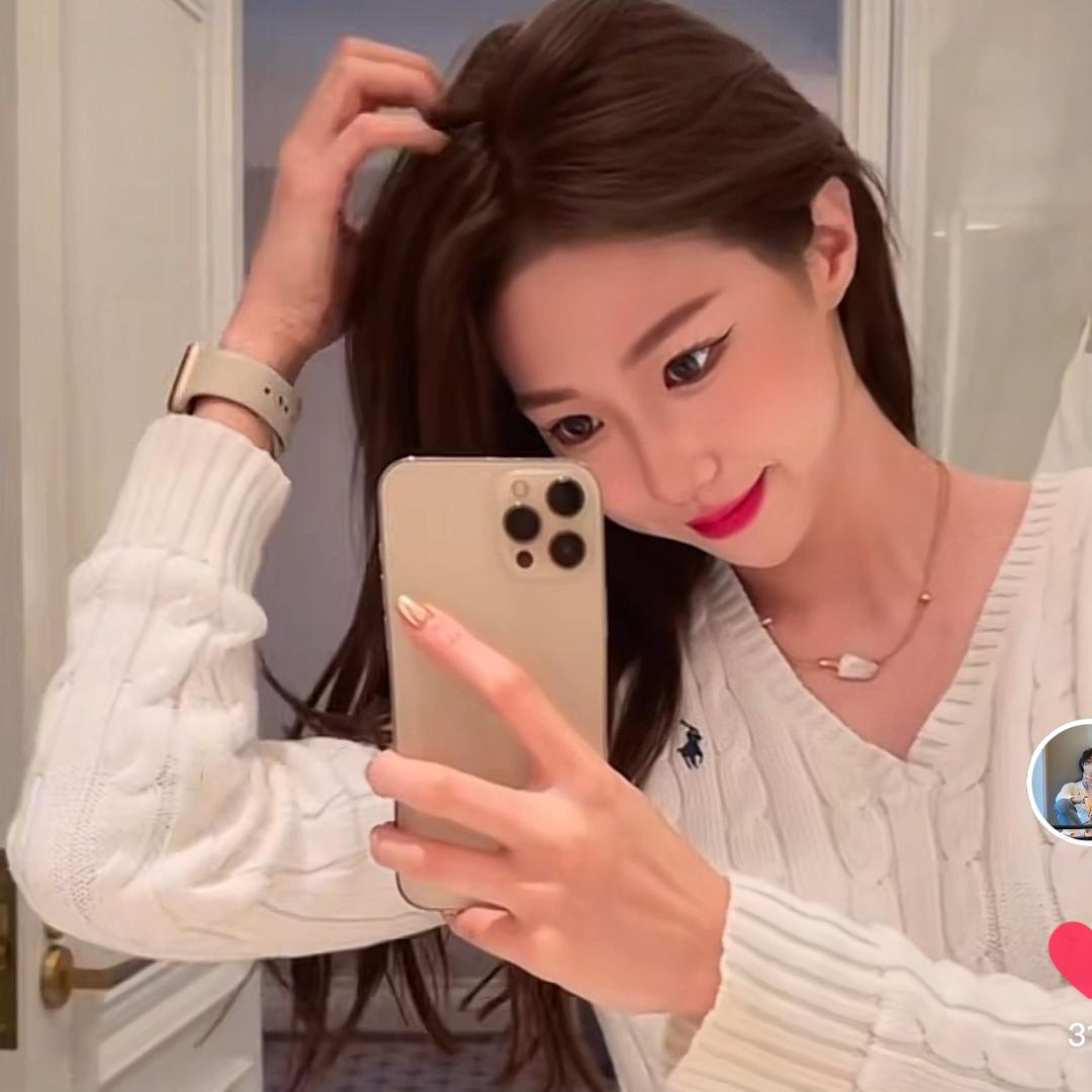 社交火爆女悍匪来