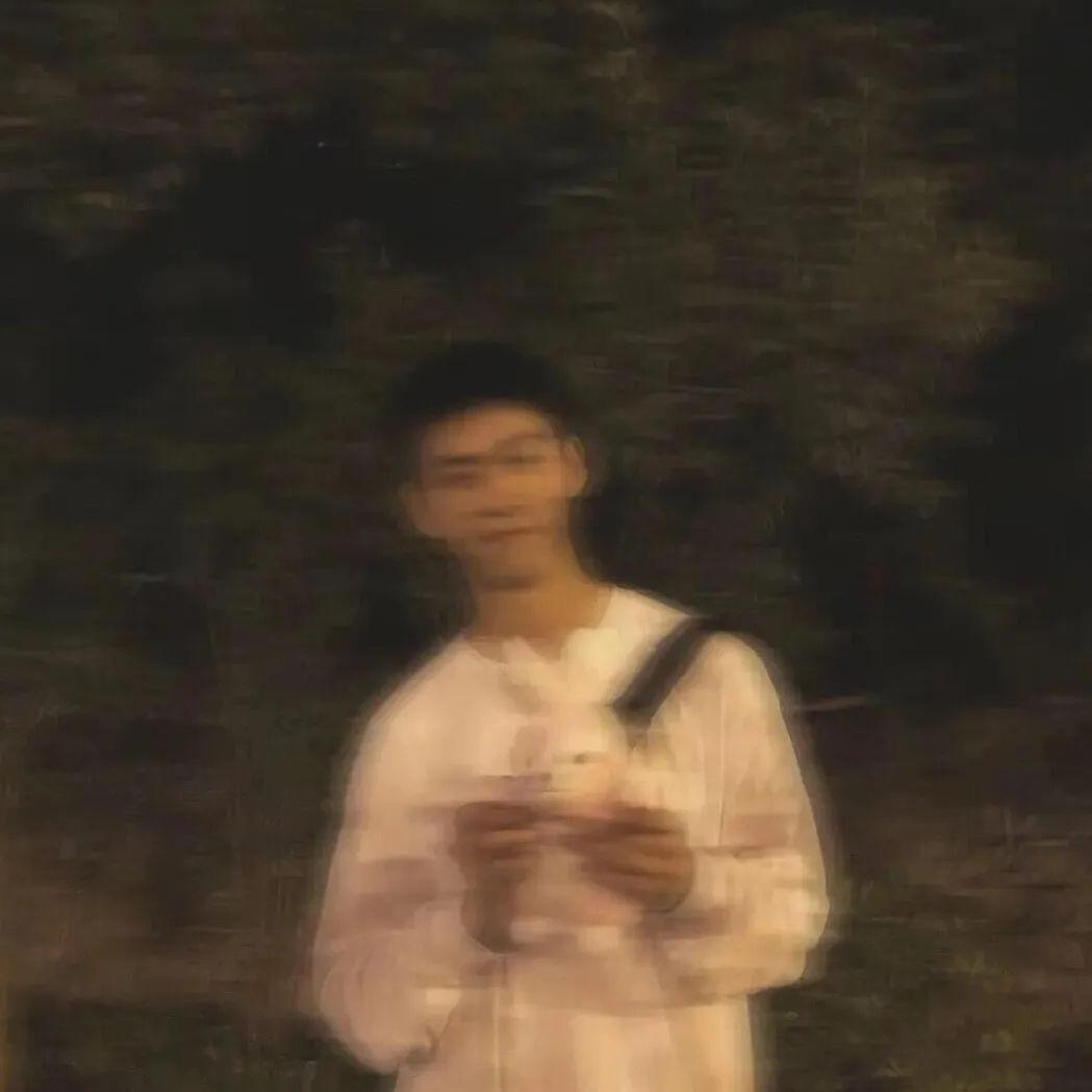 睡在香菜地^