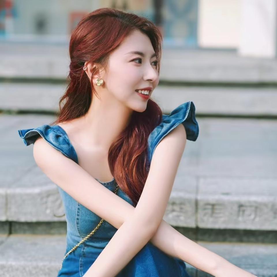 ROLEX与莹莹