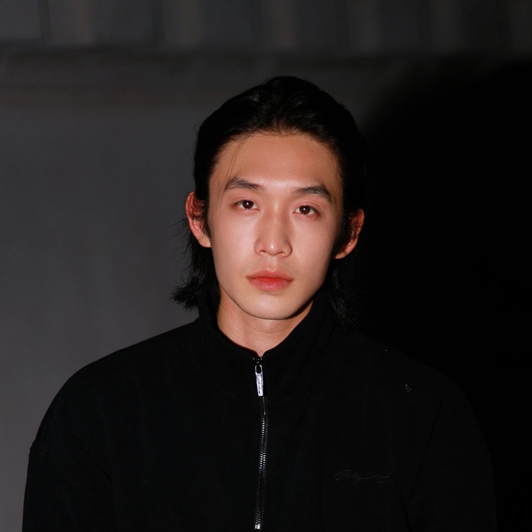 范明明