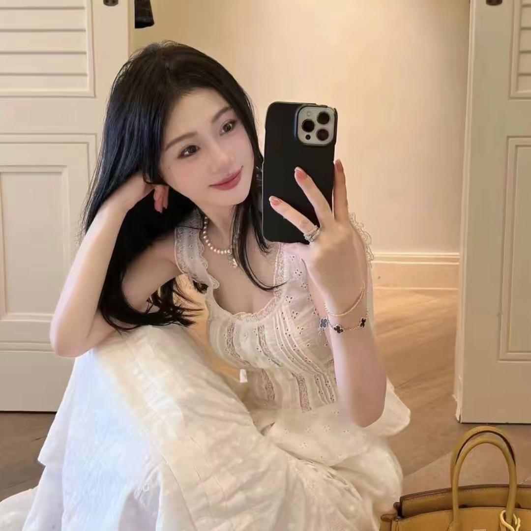 盼盼私服 直播返场