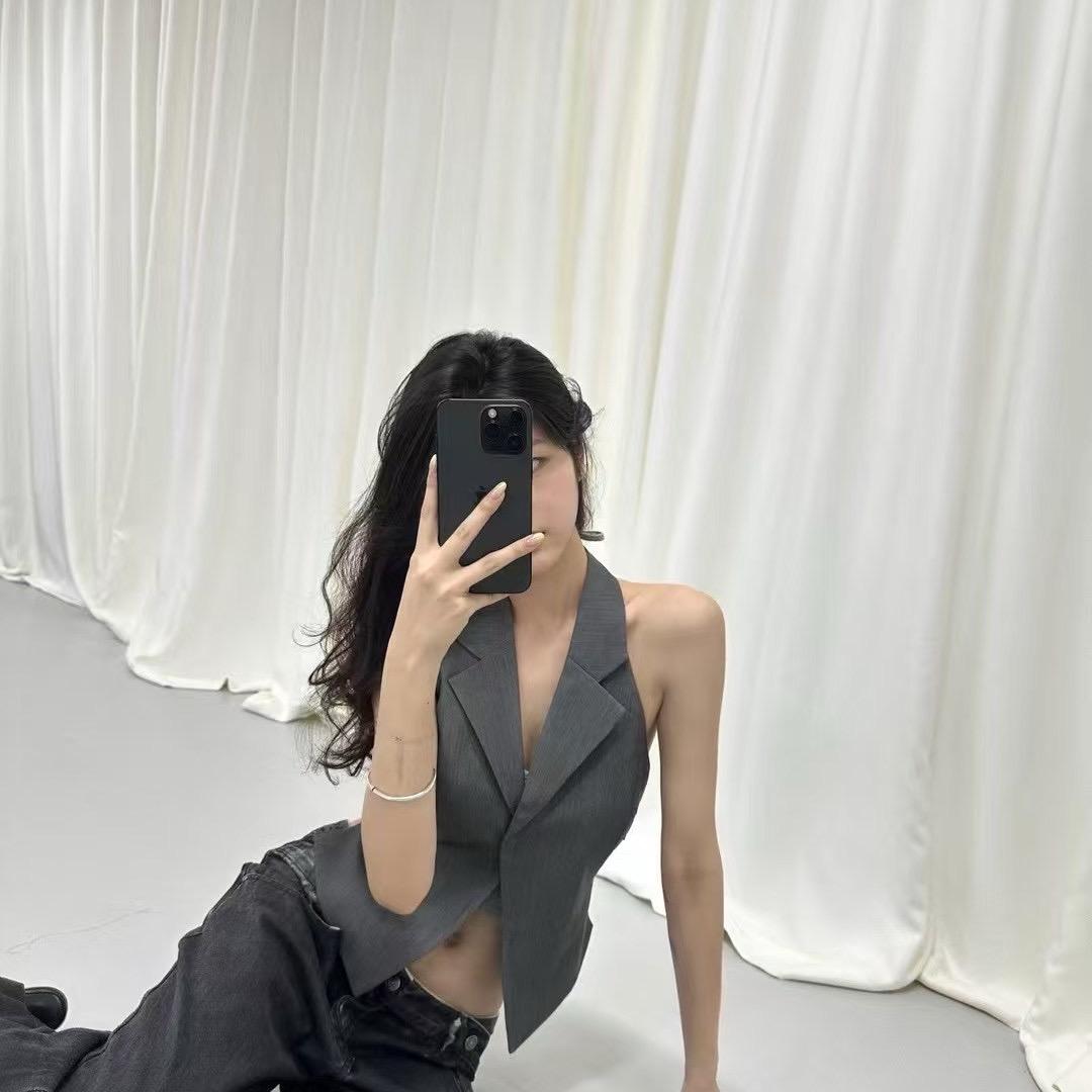 LEEWU里物