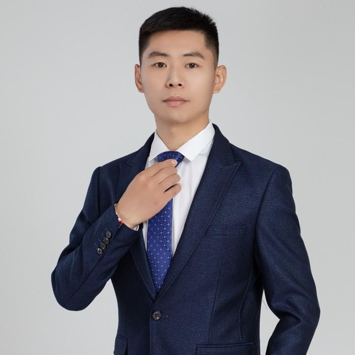 体育庆教练带娃