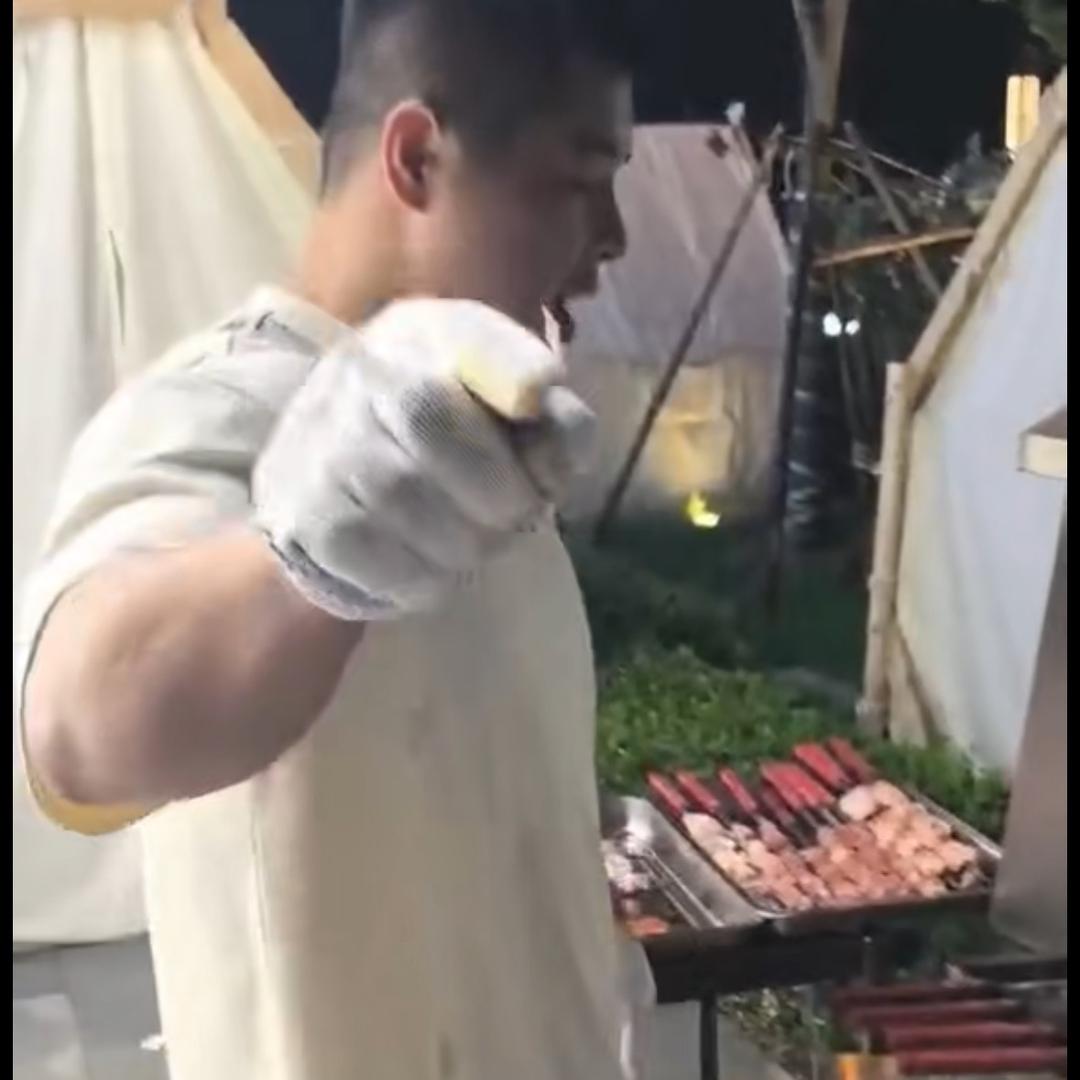 大块头阿龙烧烤