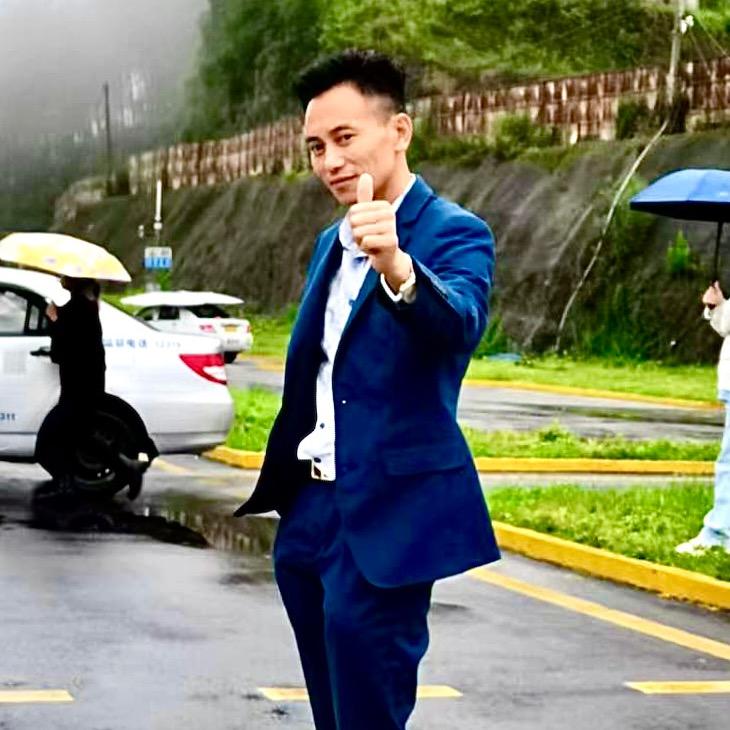 紫江飘逸