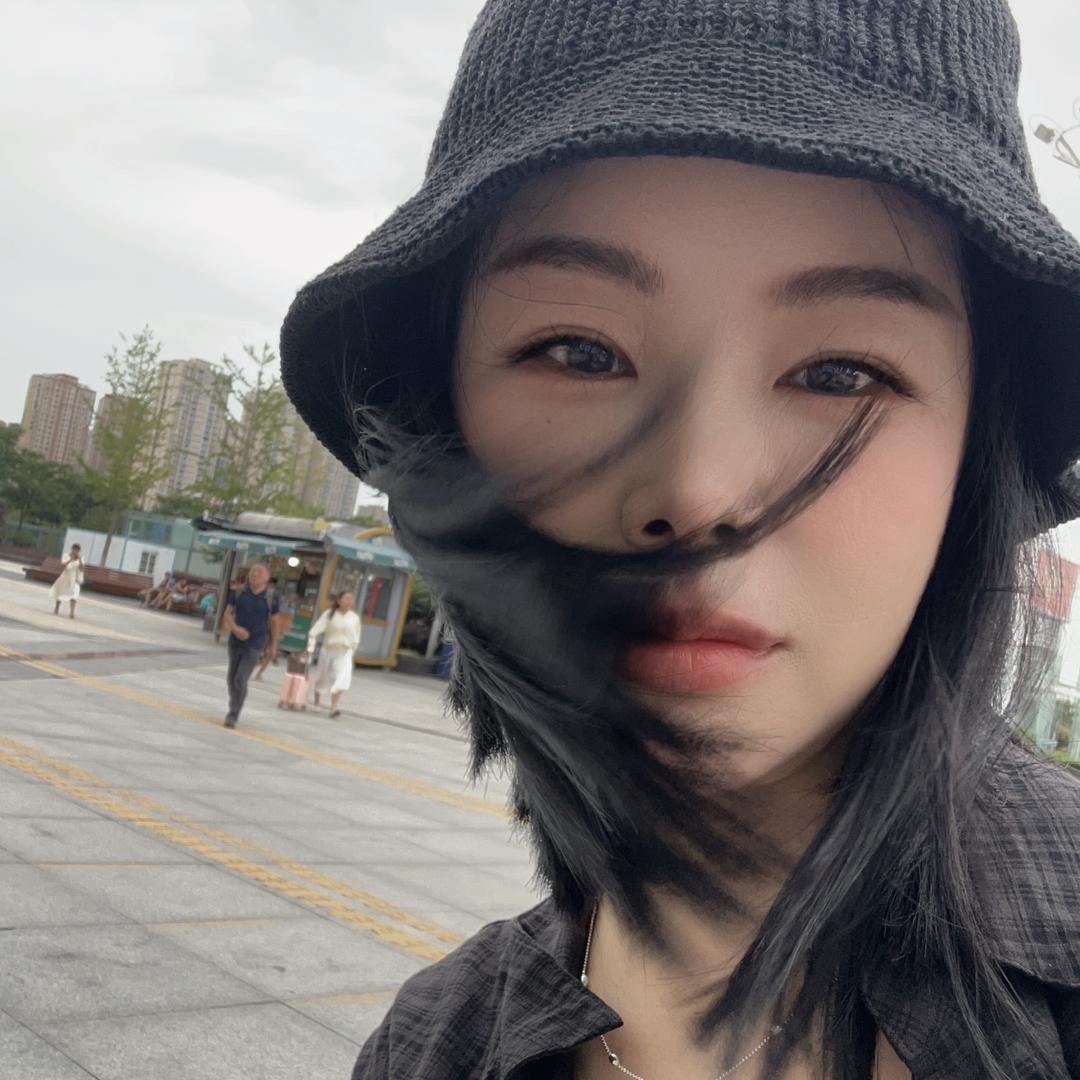 前卫女孩官方号