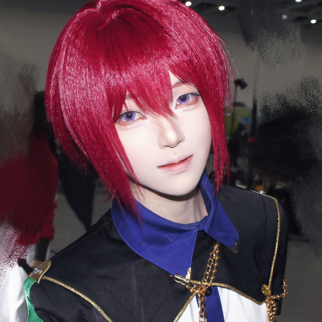 金发灰瞳狐狸厨