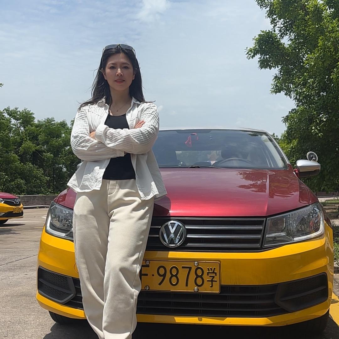 道路通驾校小吕