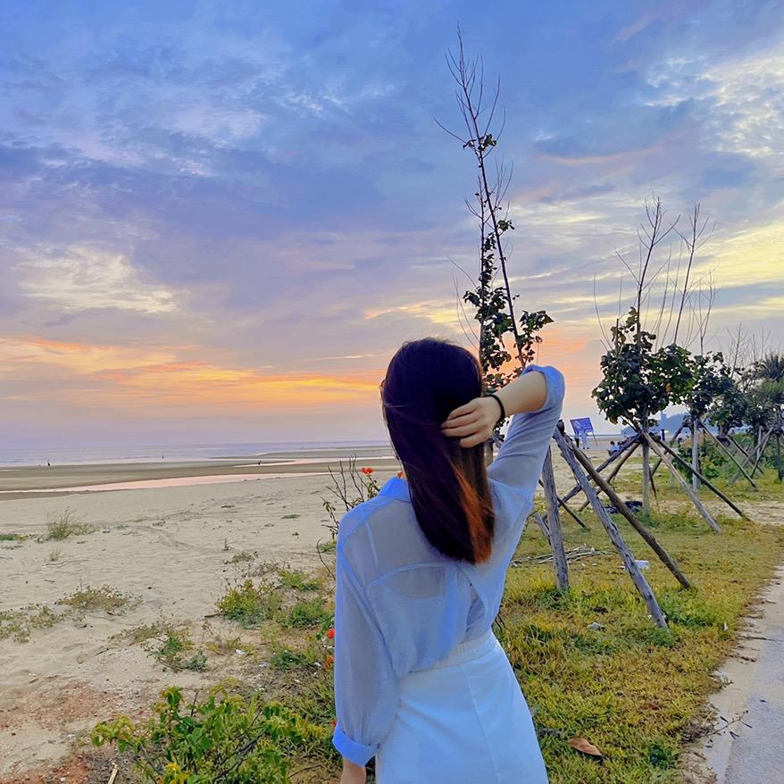 数星星的 月 亮