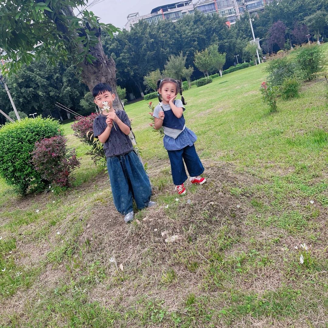 🌈两个小可爱吖~🌈