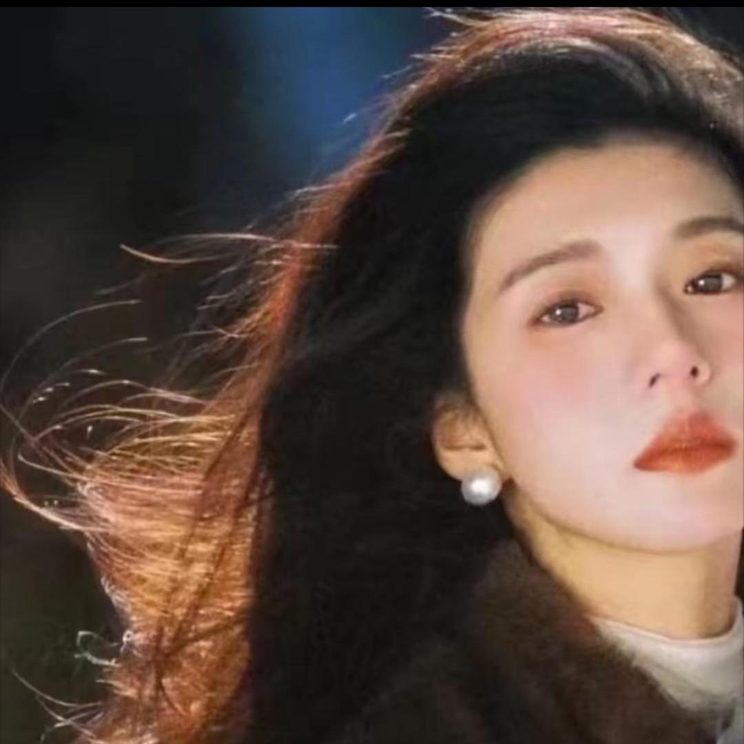 🕸️余生是谁🕸️