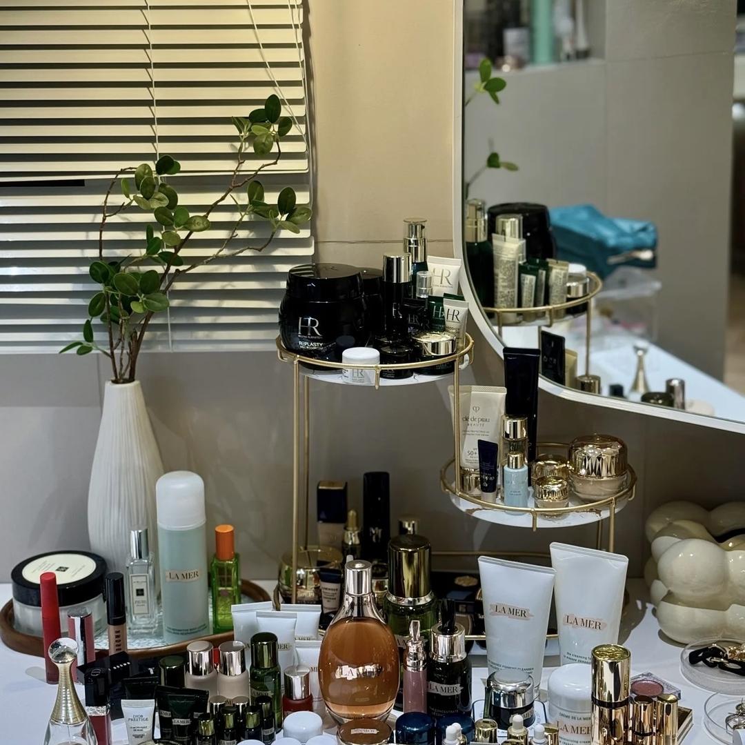 维希化妆品专营店线上直播