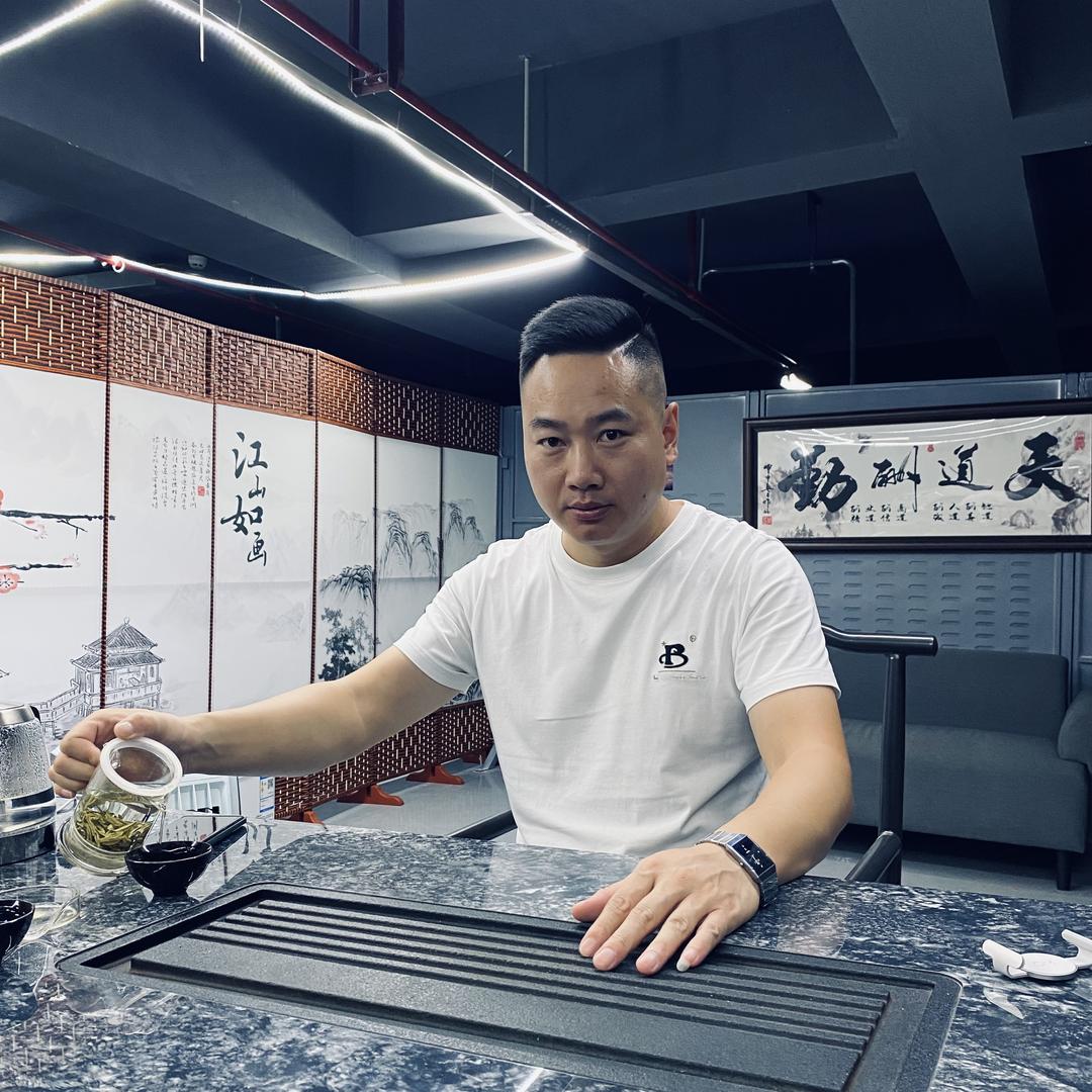 重庆阿杰汽车（奥莱价）折扣新车