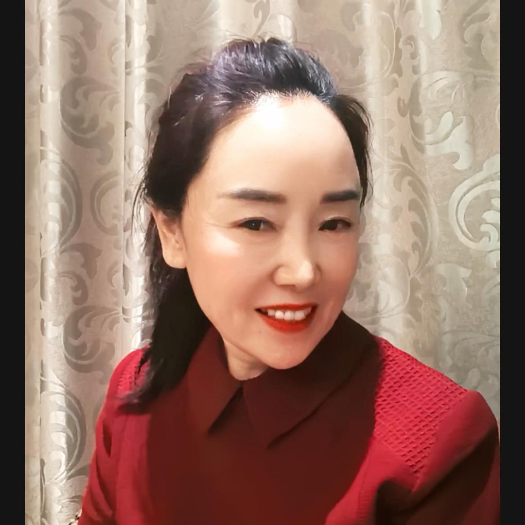 陆秋君