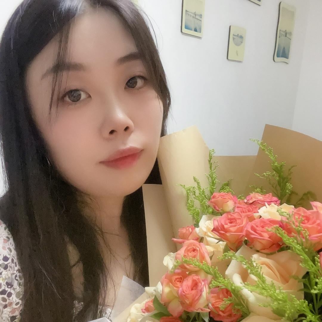 安安吖。