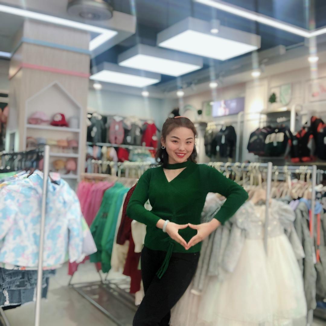 戴芳艳～贝贝拉姆母婴店
