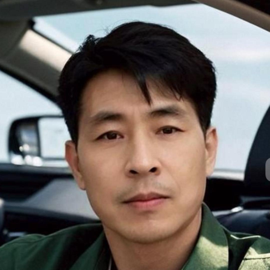 阿伟爱唱歌晚上不定时