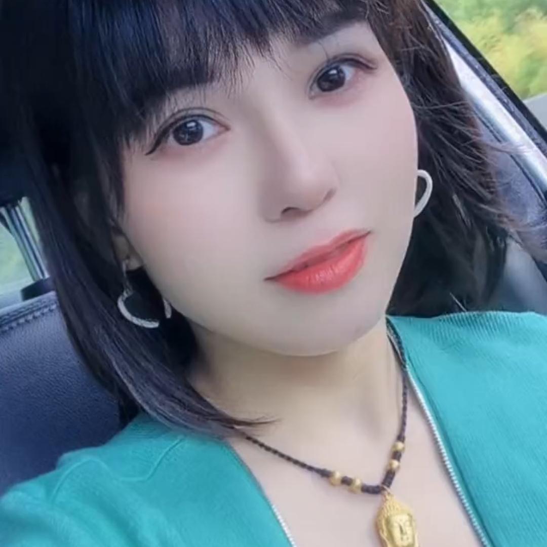 竹山香影、融颜品牌女装