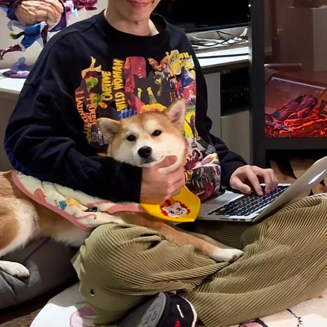 TT...