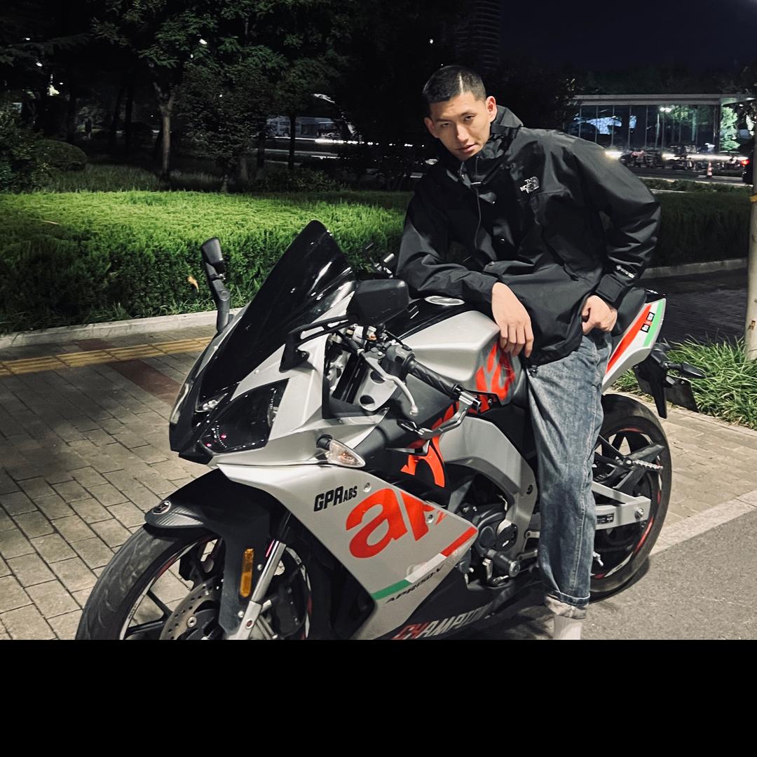 小蔡练搏击了吗