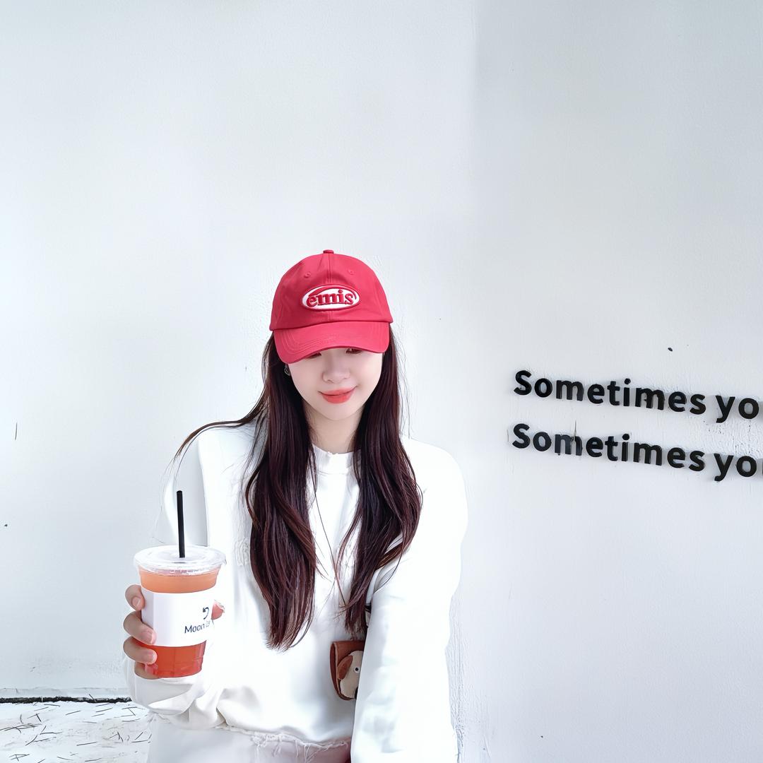一个白