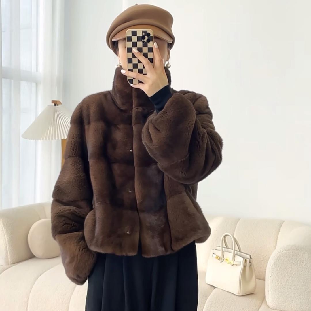 baxuanna海宁芭轩娜服饰有限公司女装专卖店