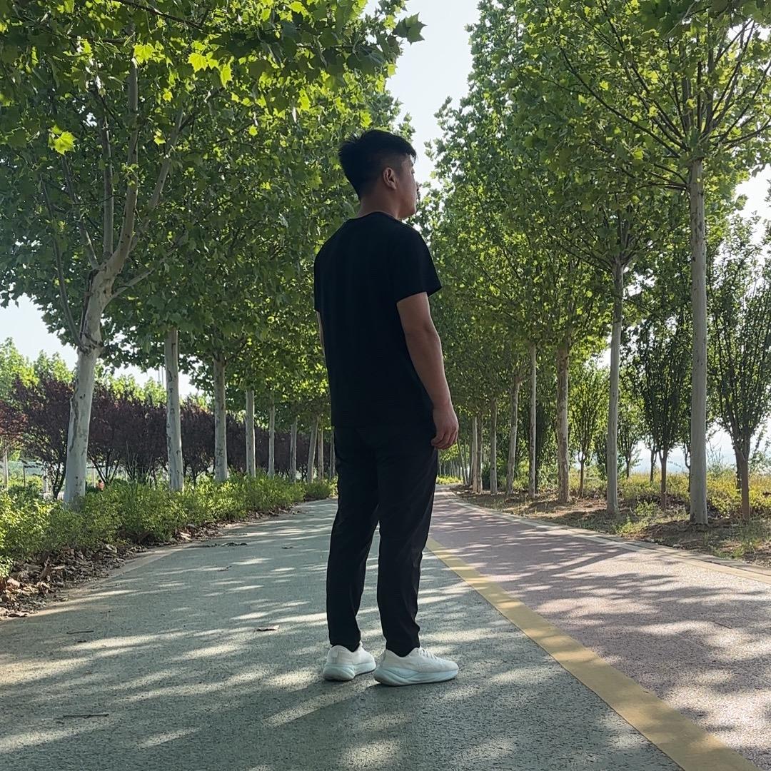 ℳঞ凡夫໊🌿俗子🍬