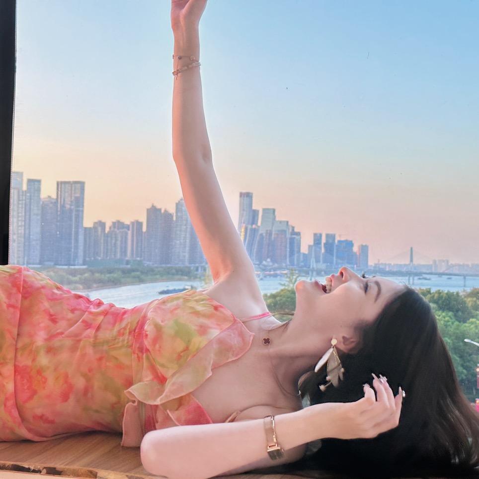 少女的脚皮