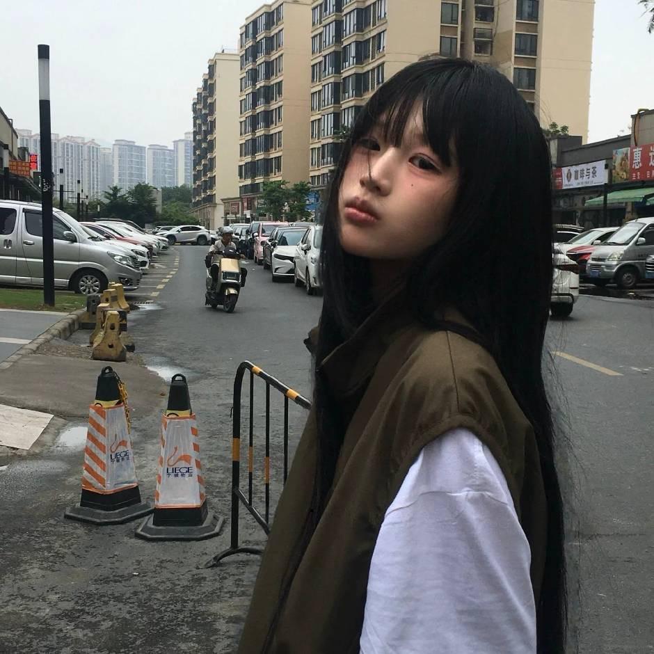 只只