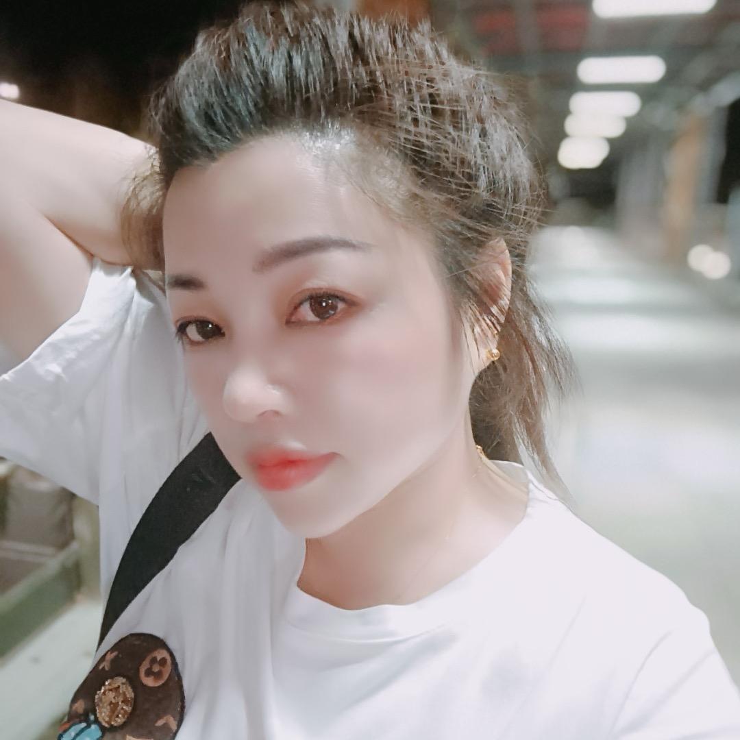 甜草莓^ω^
