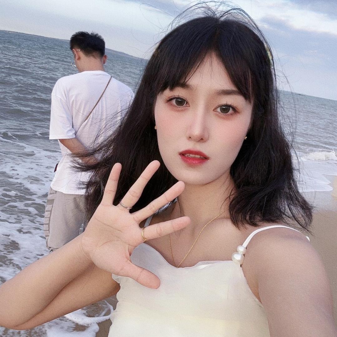 姜妮妮呀