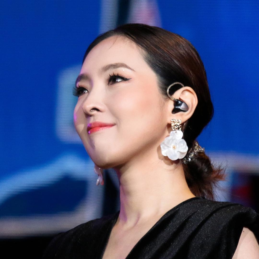 胡维纳