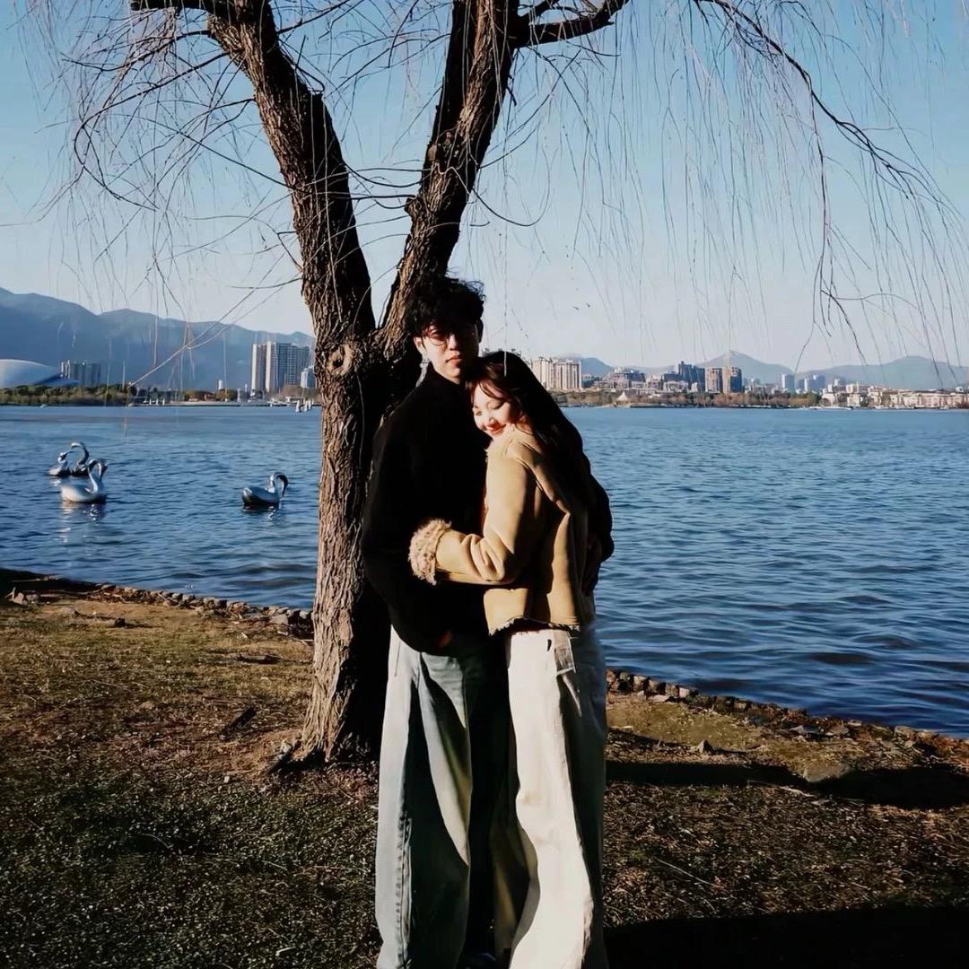 不是山谷.
